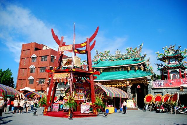 囡仔轉大人~要「做十六歲」