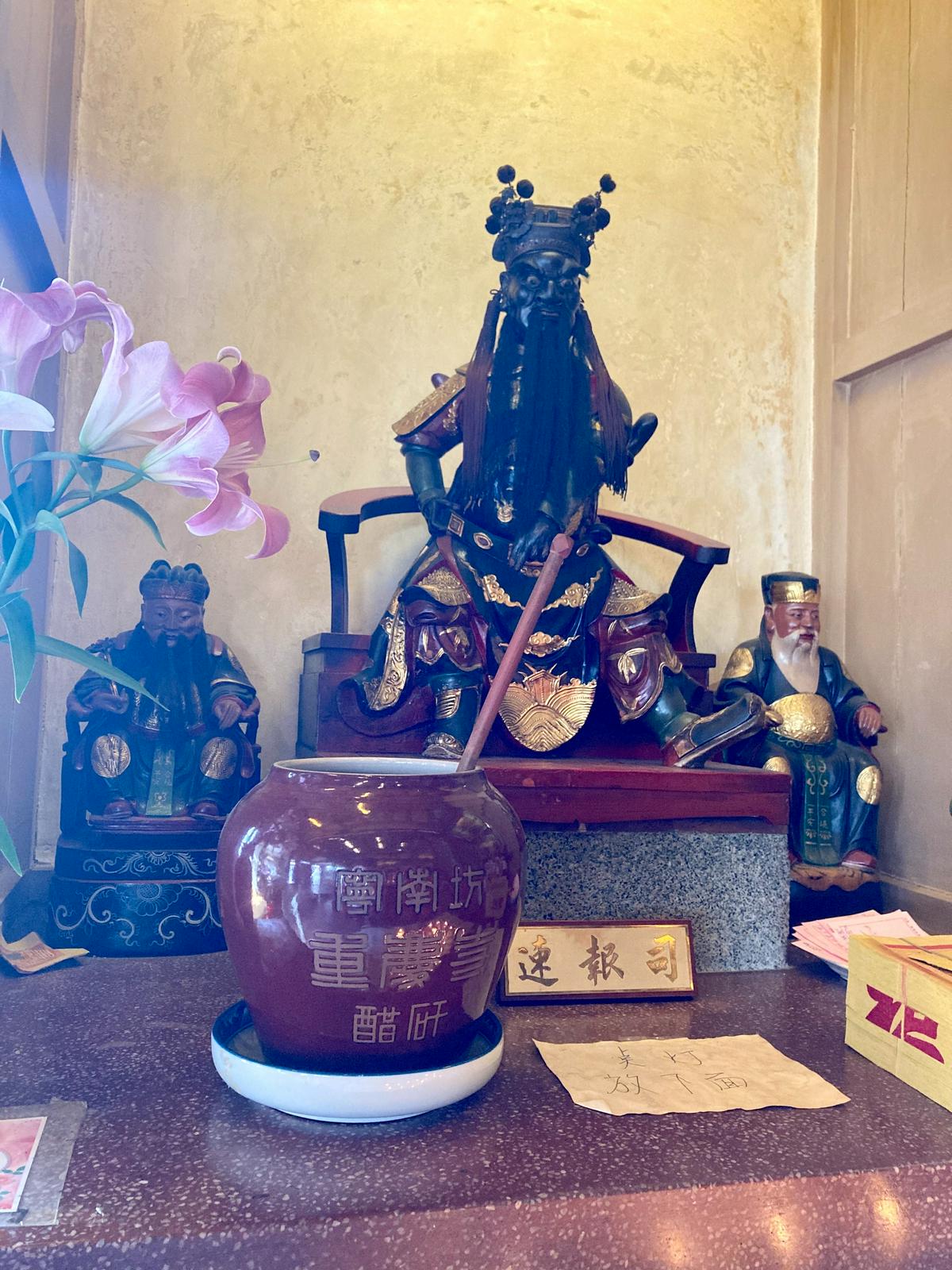 想脫單? 就請府城月老來加持吧!!